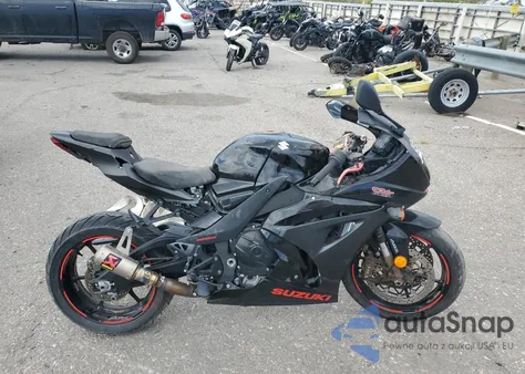 2019 Suzuki Gsx-R1000 из США, поврежденный, VIN JS1DM11R3K2100736